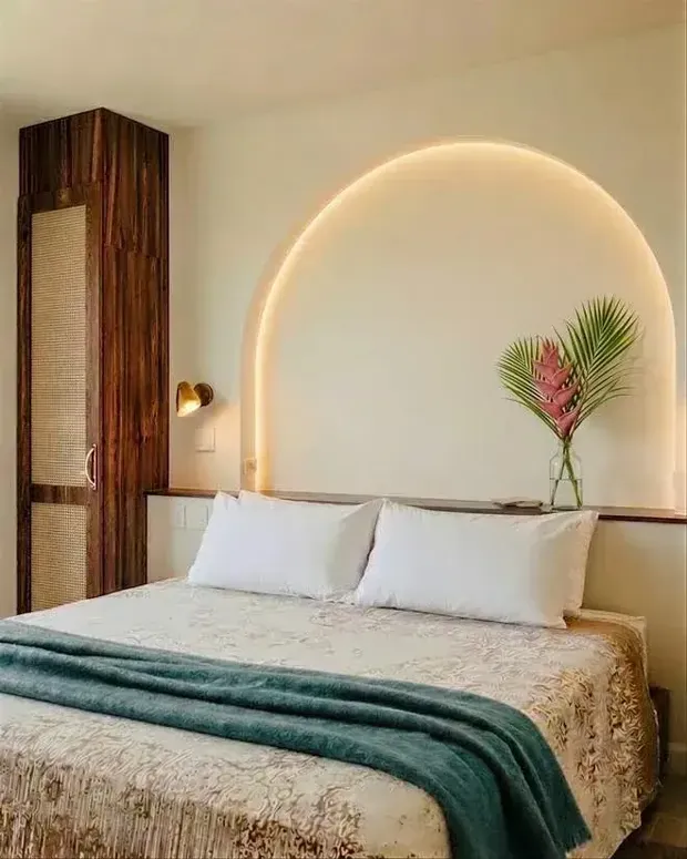 Signature Oceanfront Balcony Suite at Iguana Surf